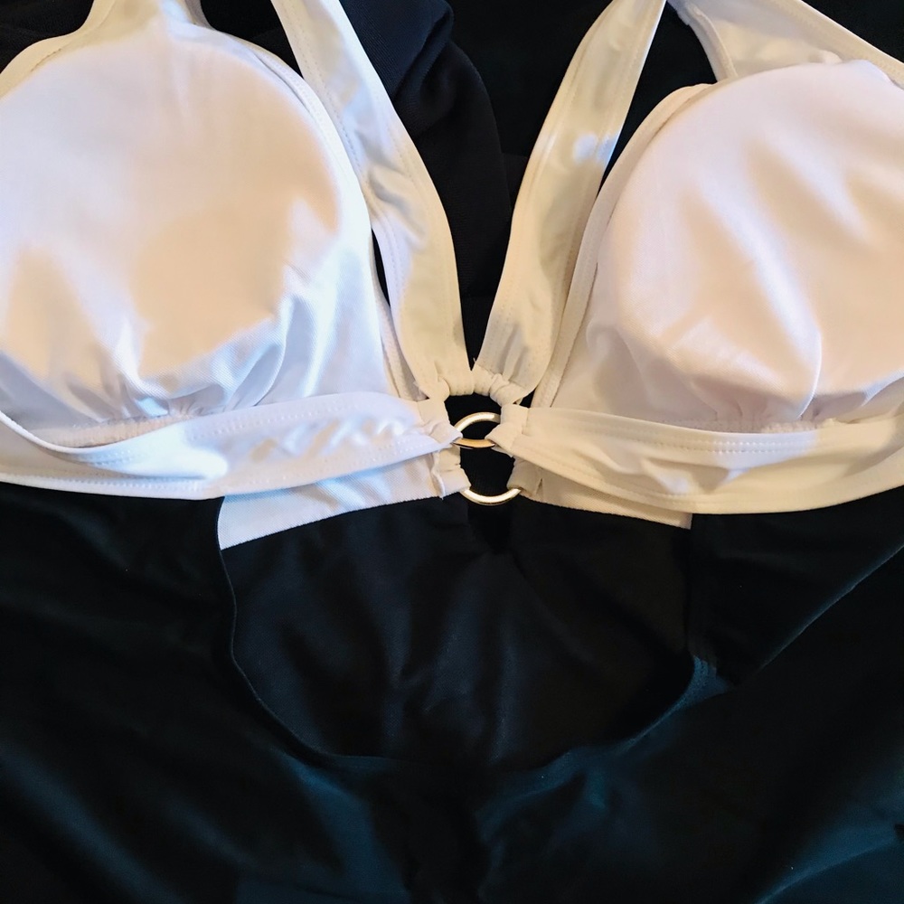 New women’s swimsuit Size XL - Picture 7 of 7